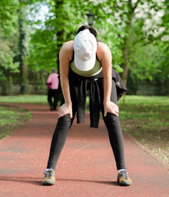 Michela Barucco, Counselor a indirizzo Bioenergetico e Gestaltico, propone a Bareggio e online percorsi individuali e di gruppo di Counseling Sportivo.